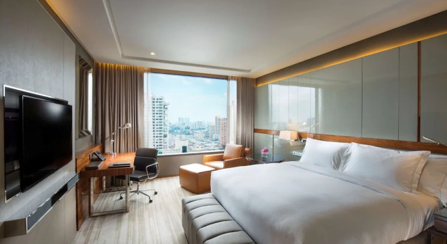 Двухместный люкс Executive Hilton Sukhumvit Bangkok
