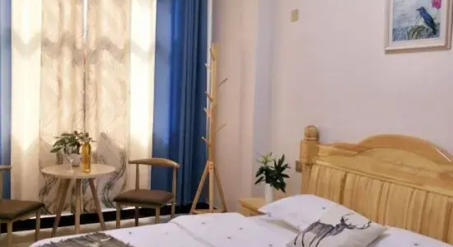 Longmenshanshe B&B, Book Bed and Breakfast Longmen Henan
