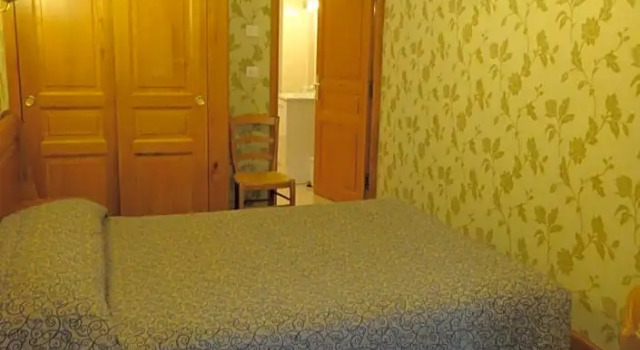 Номер Standard Logis Hotel de La Cloche