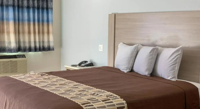 Номер Standard Mojave Inn