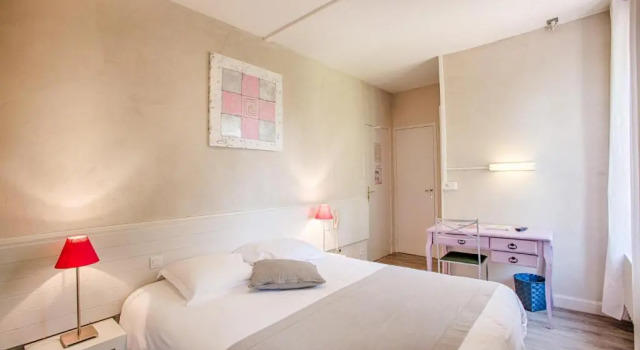 Двухместный номер Deluxe Logis Hôtel Restaurant LIle de Sées
