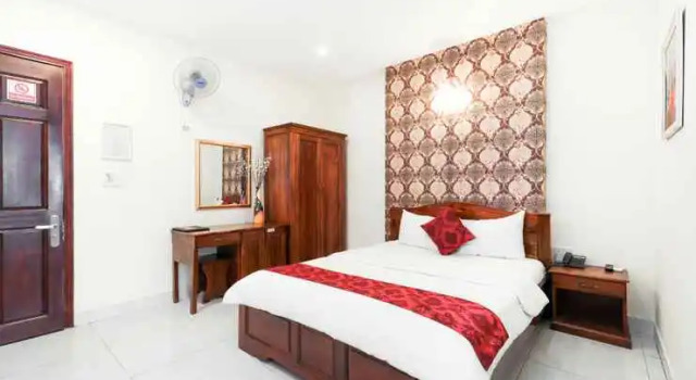 Minh Hoang Hotel, Забронировать Отель Танбинь Хошимин, рядом с Международный выставочный и конференц-центр Хошимина HIECC