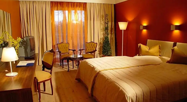 Двухместный номер Superior Hotel Schloss Weikersdorf
