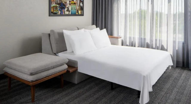 Полулюкс Courtyard by Marriott New Orleans Metairie