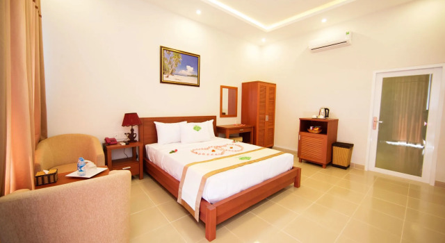 Saigon Emerald Resort