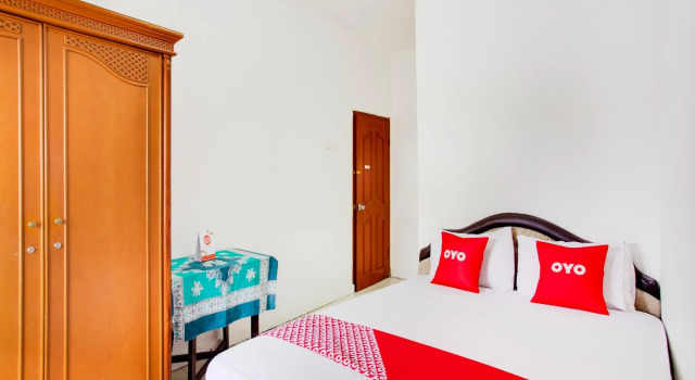 Camera Deluxe OYO 3725 Sisca Guest House