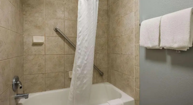 Двухместный люкс MainStay Suites Savannah Midtown