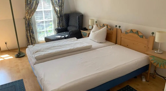 Standard single cameră Hotel 2 Länder