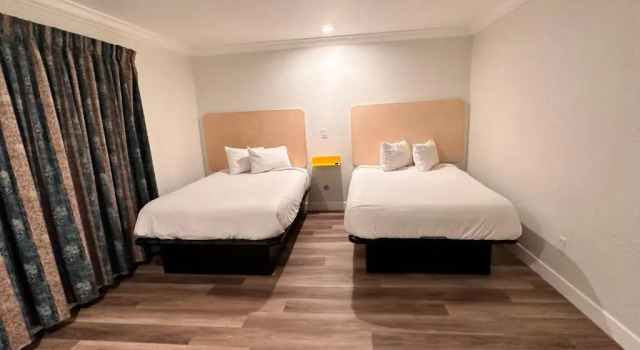 Трёхместный номер Standard Gateway Lodge