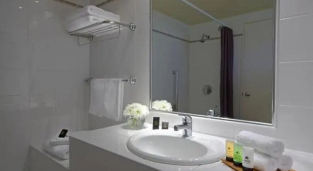 Номер Standard с балконом Edgewater Hotel