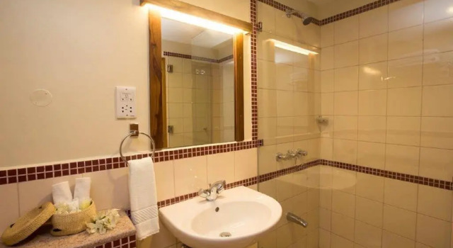 Standard Doppel Zimmer mit Bergblick Venus Premier Hotel