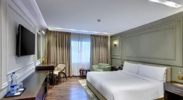 Люкс PC Residences Gulberg Lahore