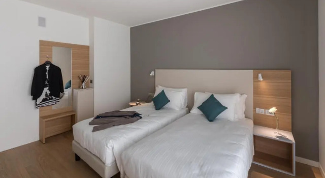 Двухместный номер Standard Hesperia Hotel & Residence