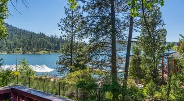The Pines Resort - 5 Nights, Bass Lake, USA, Забронировать Курортный отель Отели Басс-Лейк с бассейном, Бассейн