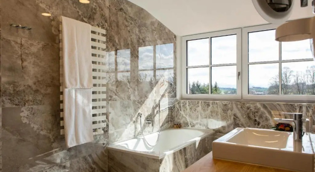 Двухместный номер Deluxe с балконом Gasthof & Hotel Bichler