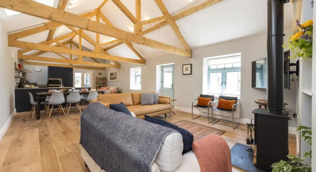 Bower Cottage, Varaa Lomakoti Mökit kohteessa Merseyside, Mökki