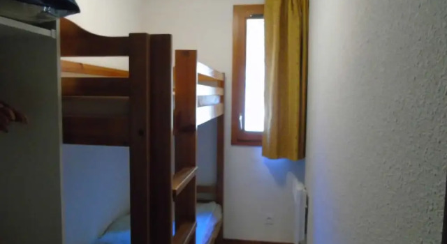 Lou Services Apartment I23 LSI 001