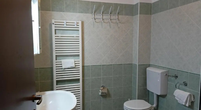 Четырёхместный номер Standard с балконом Hotel Ariston Imperial