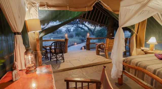 Тент с 2 комнатами Kibo Safari Camp