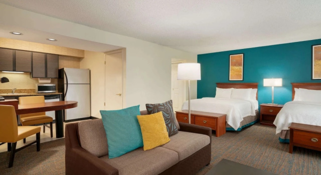 Двухместная студия люкс Hawthorn Suites by Wyndham Tinton Falls
