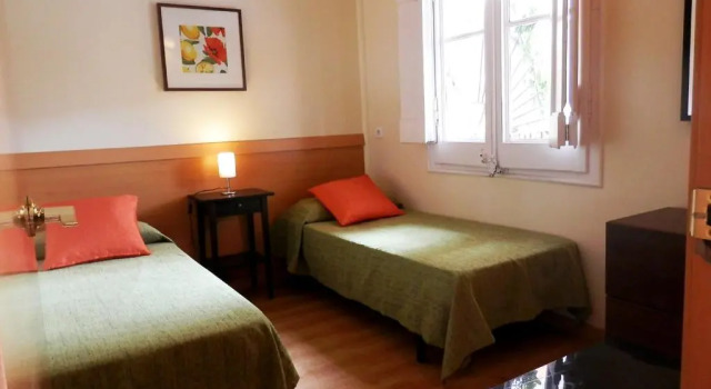 Номер Economy Barcelona Central Garden Hostal