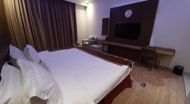 Номер Deluxe Qasr Alshamal Hotel
