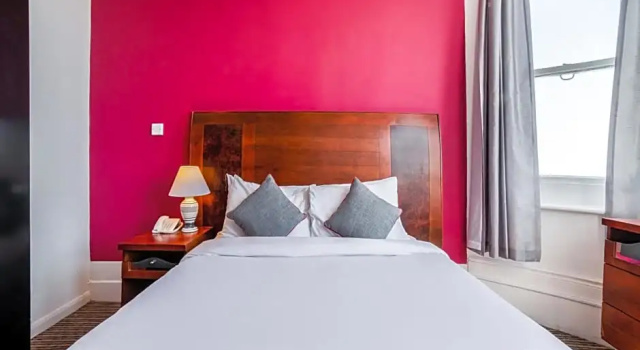 Двухместный номер Standard с видом на море The Strand Hotel