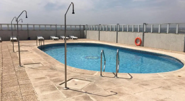 Pisos con piscina de temporada corta estancia, 预订 酒店 蒙克洛亚—阿拉娃卡区 马德里