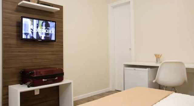 Трёхместный номер Standard Hotel Geranius Ingleses