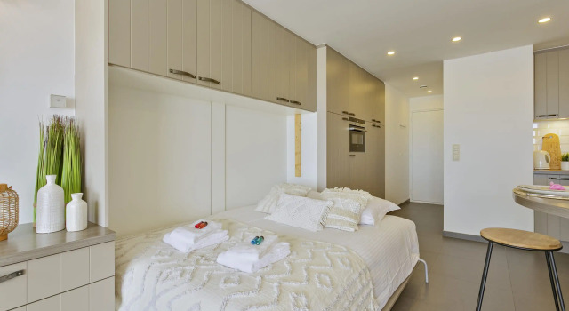 Beautiful Studio With Stunning Seaview and Terrace, Prenota Appartamento Heist 
