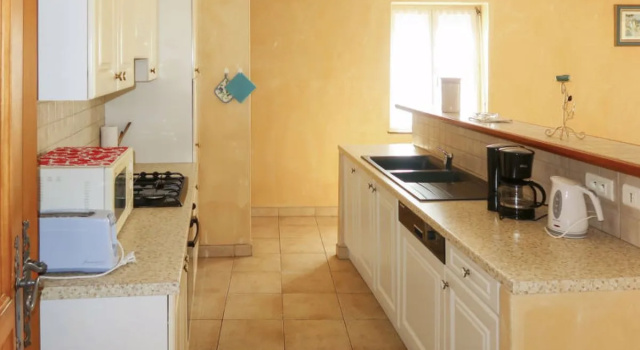 La Cardeline (GRG200), Rezervasyon Otel Drôme Provençale otoparklı oteller, Otopark
