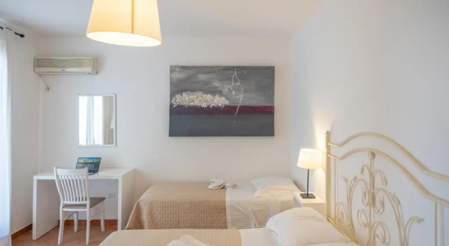 Il Pappagallo, Book Hotel Hoteller i Castrignano del Capo med parkering, Parkering