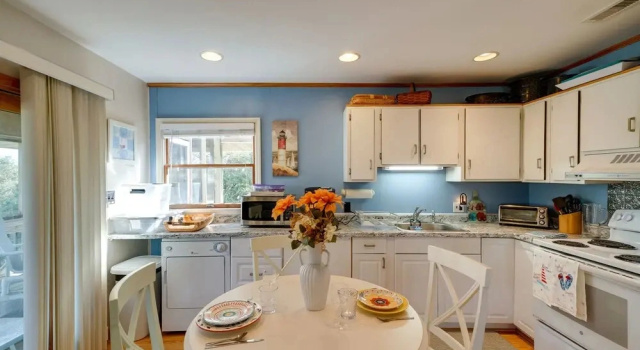 Коттедж Kitty Hawk Vacation Rental w/ Private Pool!