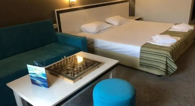 Двухместный номер Standard с балконом и с видом на сад Hotel Oasis Del Mare