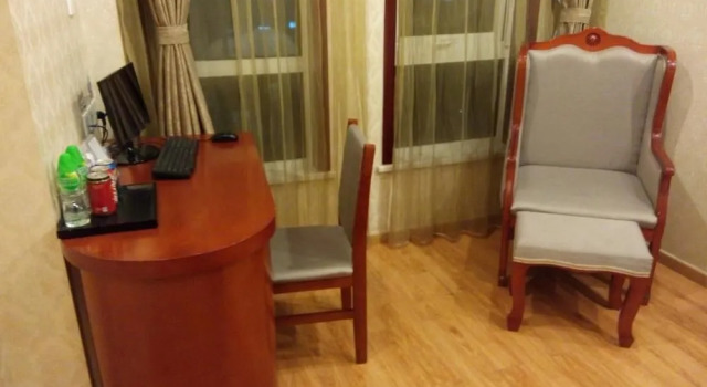 Daina Hotel, Book Hotel Hoteller i Beijing Province med parkering, Parkering