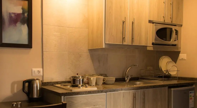 Апартаменты Deluxe Shams Alweibdeh Hotel Apartments