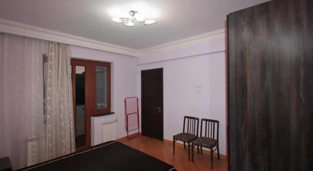 Huoneisto Caliseum Sayat-Nova 33