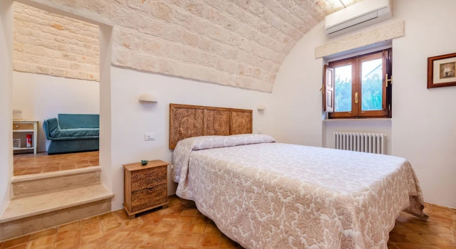 Il Portico - Holiday Homes, Book Hotel Cisternino Valle d'Itria