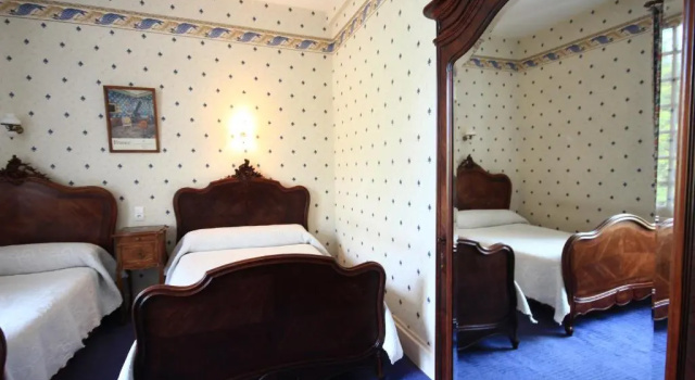 Четырёхместный номер Standard Hôtel du Berry