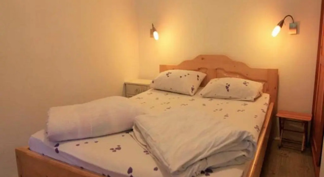 Guest House 3M, Buchen Sie Ferienwohnung Čajetina 