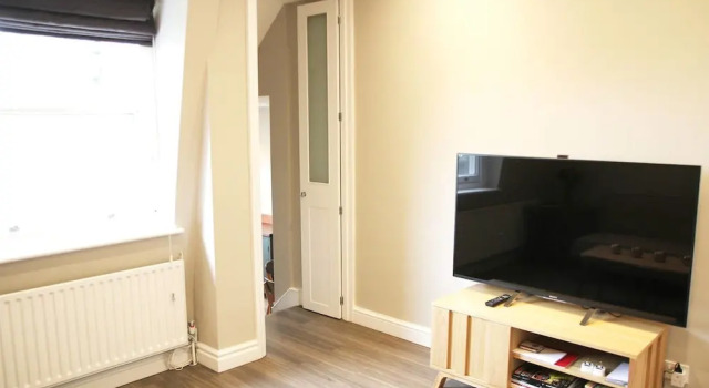 Modern and Stylish 2 Bedroom Flat in Notting Hill, Забронировать Отель Отели Англии 3 звезды, 3*