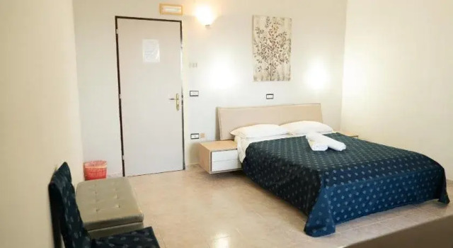 Hotel Costa Azzurra, Varaa Hotelli Briatico Calabria