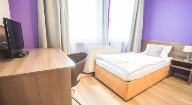 Номер Standard Turm Inn 24H Self Check In By H&H Hotels
