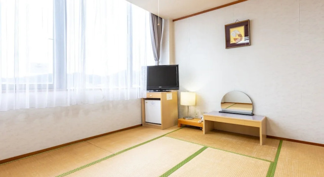 OYO Sun Hotel Kurayoshi, Rezerwuj Hotel Hotele w Chugoku z parkingiem, Parking