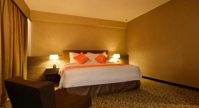 Номер Deluxe Grand Alora Hotel