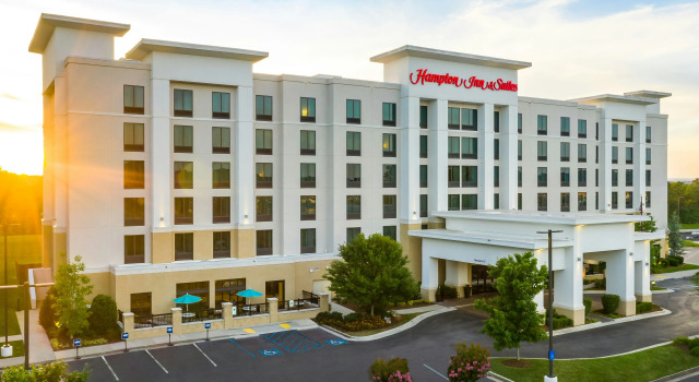 Hampton Inn & Suites Chattanooga/Hamilton Place, Book Hotel Chattanooga Tennessee