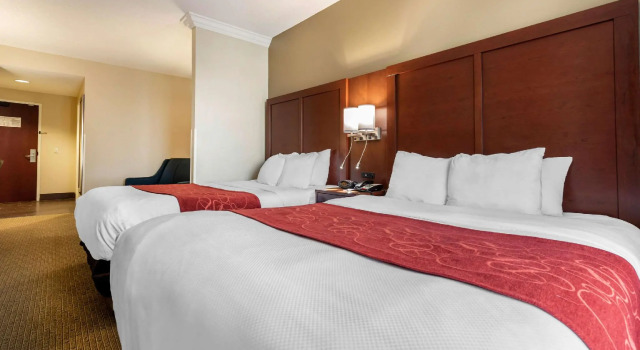 Четырёхместный люкс Holiday Inn Express & Suites Hebron - Cincinnati Airport by IHG