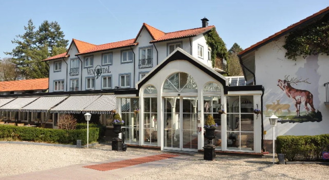 Landgoedhotel Villa Vennendal, Rezerwuj Hotel Hotele w Veluwe z parkingiem, Parking
