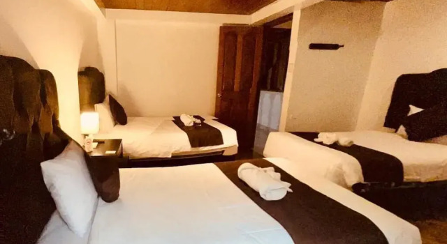 Sayacmarca Classic Inn, 予約 ホテル Aguas Calientes クスコ