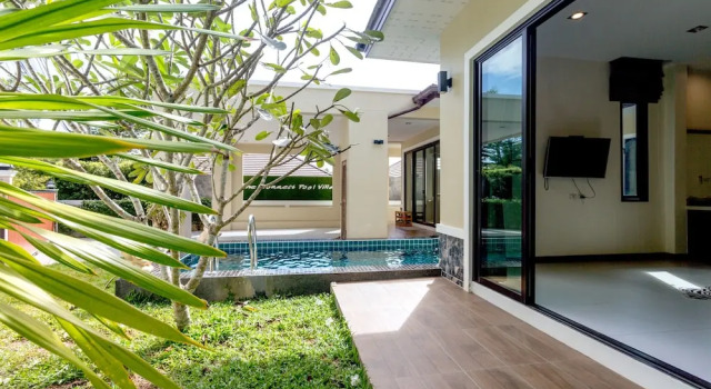 The Connect Pool Villa